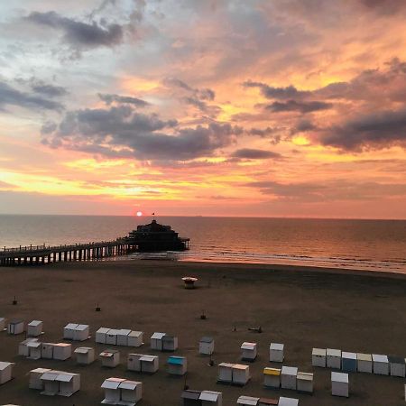 Ruim Appartement Met Zeezicht Blankenberge Dış mekan fotoğraf